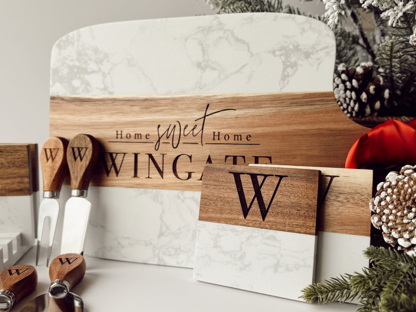 5pc Marble/Wood Cutting Board + Utensil Set
